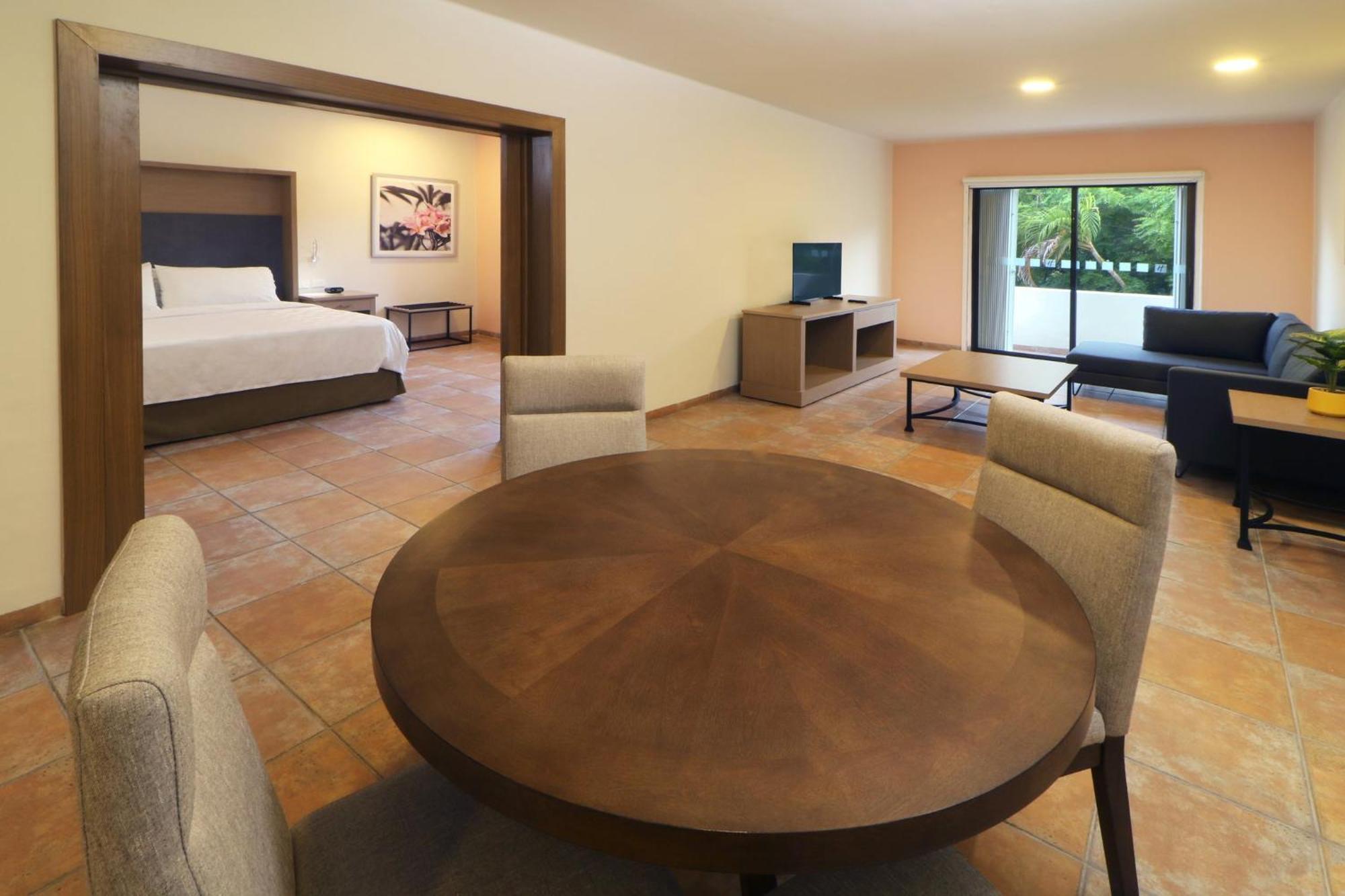 Holiday Inn Ciudad Del Carmen By Ihg Экстерьер фото